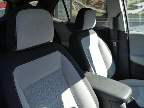 Used 2024 Chevrolet Equinox LS w/ LS Convenience Package AWD/4WD image 10