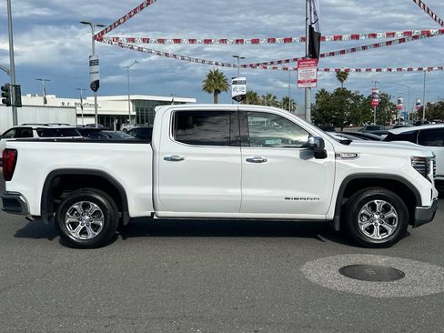 Used 2024 GMC Sierra 1500 SLT RWD image 3