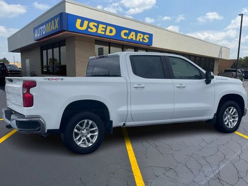 Used 2023 Chevrolet Silverado 1500 LT AWD/4WD image 5