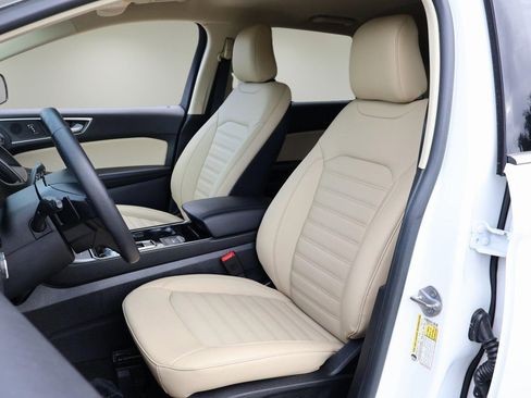 Used 2020 Ford Edge SEL w/ Convenience Package image 12