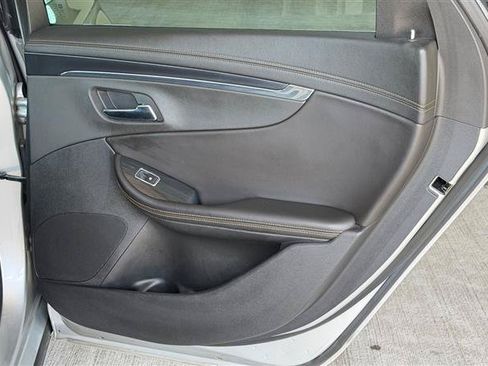 Used 2016 Chevrolet Impala LTZ FWD image 35