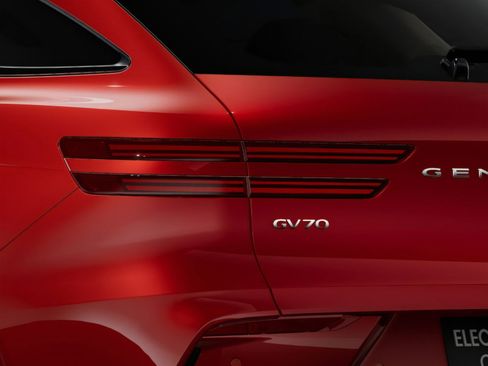 New 2026 Genesis Electrified GV70 image 10
