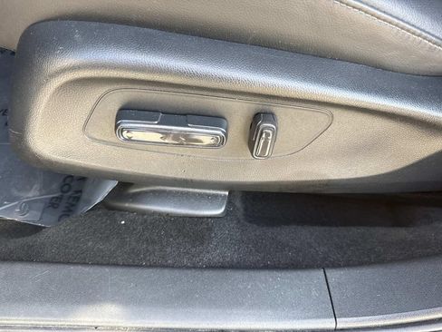 Used 2025 Honda HR-V EX-L image 25