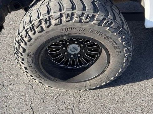 Used 2020 Ford F250 XLT w/ FX4 Off-Road Package AWD/4WD image 13