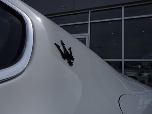 New 2024 Maserati Quattroporte Modena Ultima Q4 image 11