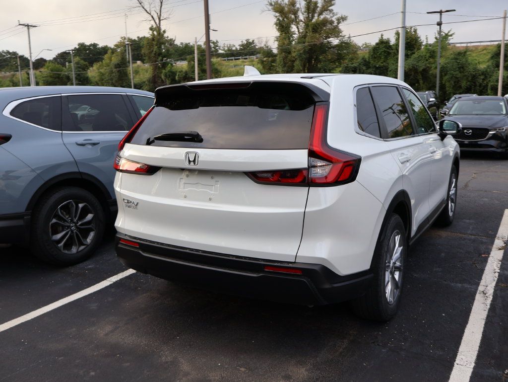 Used 2024 Honda CR-V EX image 7