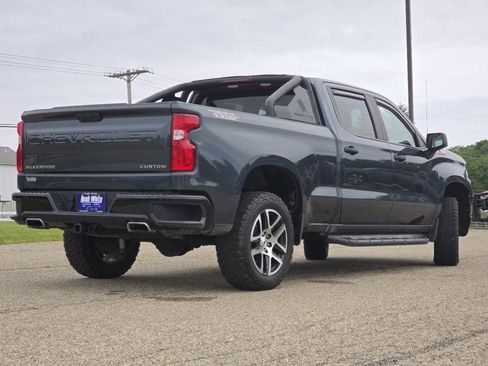 Used 2019 Chevrolet Silverado 1500 Custom Trail Boss AWD/4WD image 19