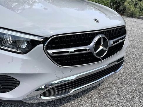 Certified 2026 Mercedes-Benz GLC 300 4MATIC image 37