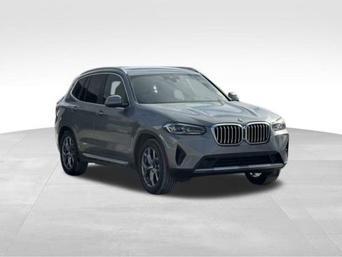 Used 2024 BMW X3 xDrive30i w/ Convenience Package image 11