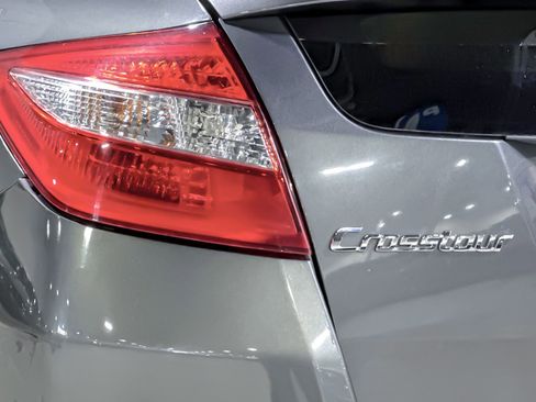 Used 2012 Honda Crosstour EX-L image 12