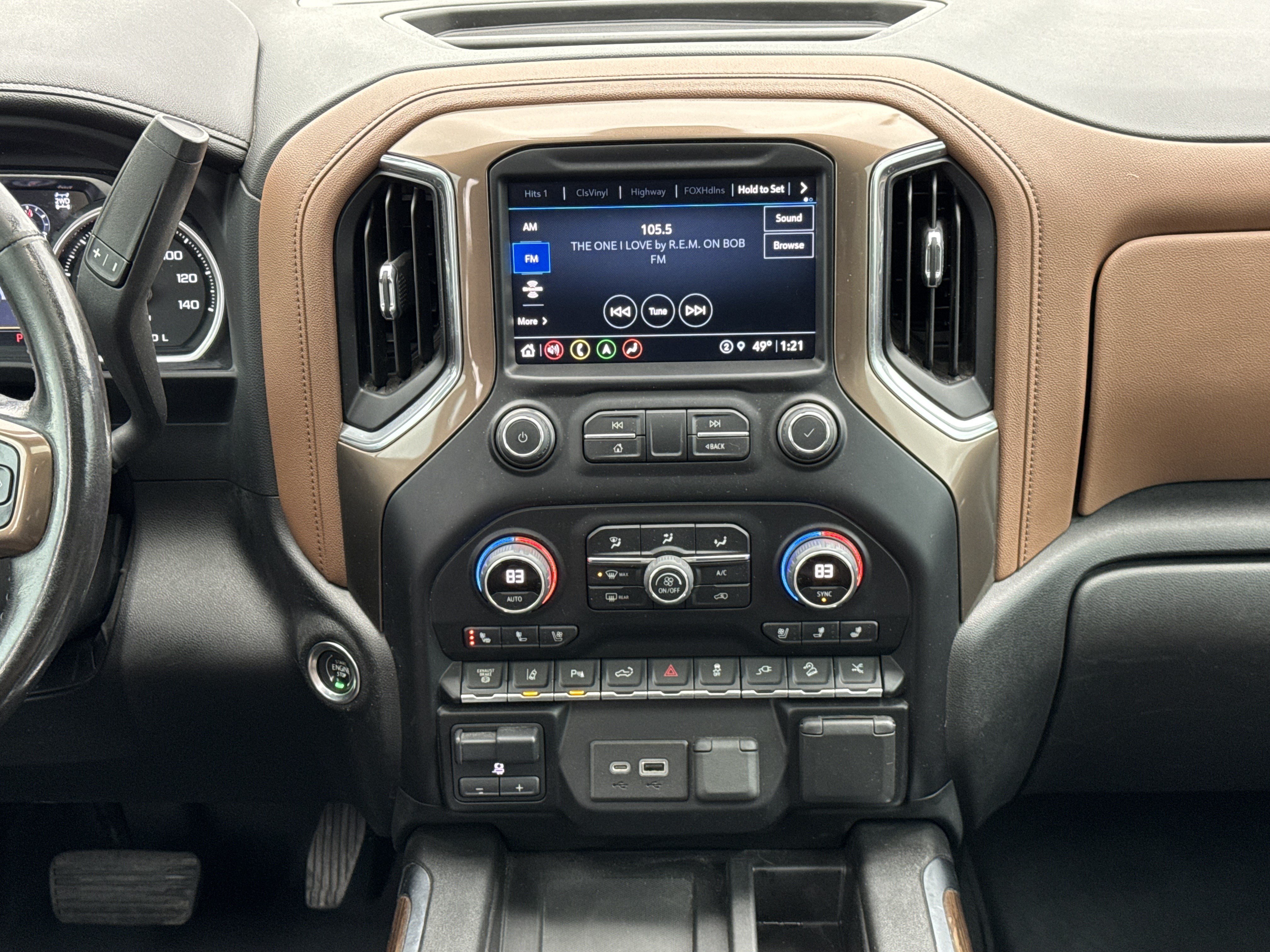 Used 2022 Chevrolet Silverado 3500 High Country w/ Technology Package AWD/4WD image 18