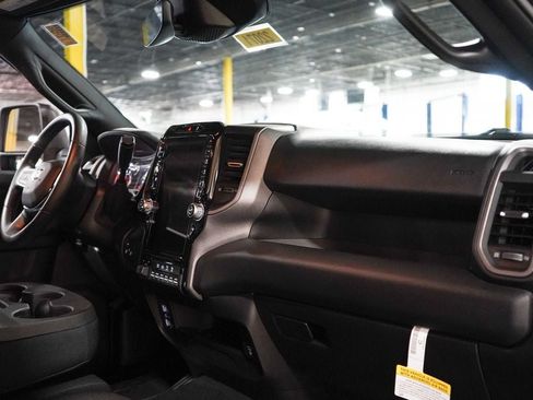 New 2026 RAM 3500 Tradesman AWD/4WD image 28