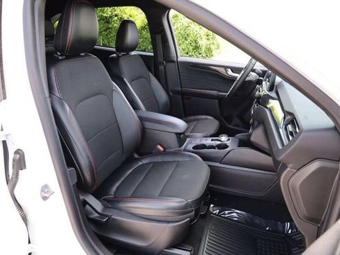 Used 2023 Ford Escape ST-Line w/ Equipment Group 301A FWD image 26