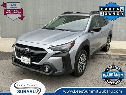 Certified 2025 Subaru Outback Premium AWD/4WD image 1
