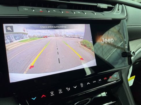 New 2026 Jeep Grand Cherokee Limited w/ Limited Altitude Package image 5