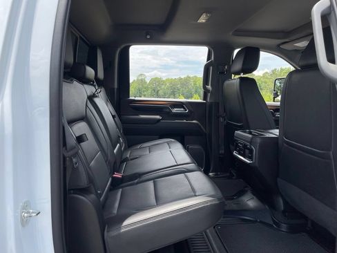 Used 2024 GMC Sierra 2500 Denali w/ Denali Reserve Package AWD/4WD image 48