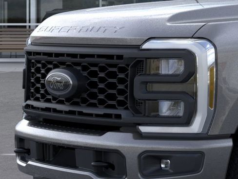 New 2025 Ford F250 Lariat w/ Lariat Ultimate Package image 17