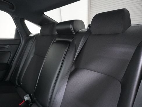 Used 2025 Honda Civic Sport image 13