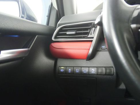 Used 2023 Toyota Camry XSE image 18