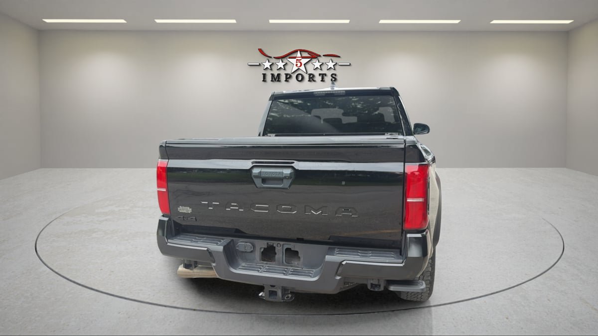 Used 2024 Toyota Tacoma TRD Off-Road AWD/4WD image 4