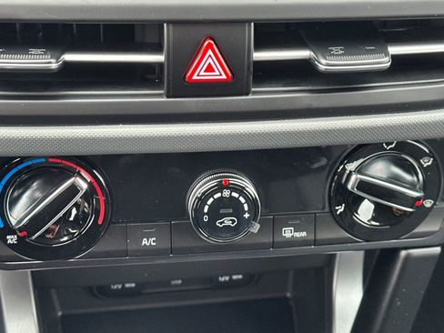 New 2026 Kia Seltos LX image 20