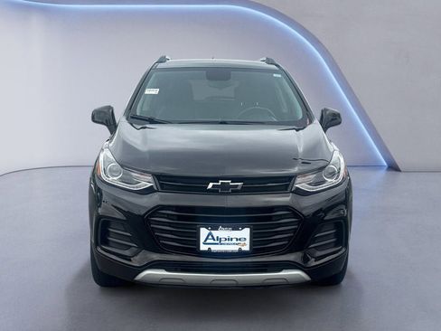 Used 2022 Chevrolet Trax LT w/ Redline Edition AWD/4WD image 8