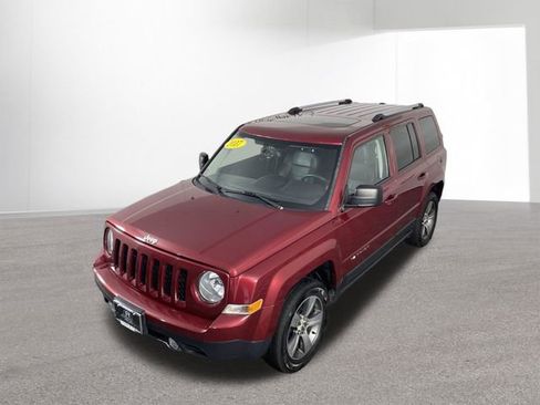 Used 2017 Jeep Patriot High Altitude AWD/4WD image 41