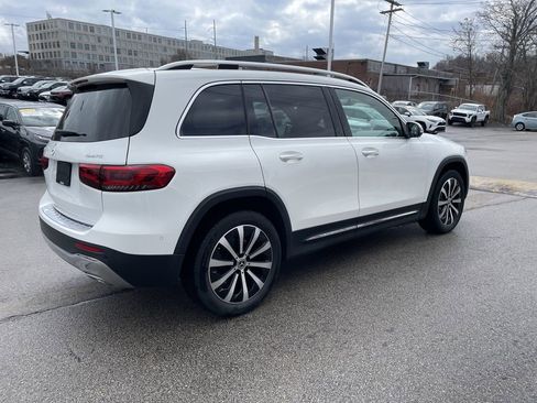 Used 2022 Mercedes-Benz GLB 250 4MATIC image 8