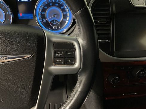 Used 2012 Chrysler 300 Limited RWD image 25