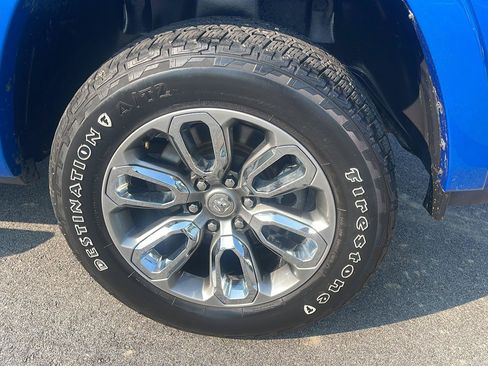 Used 2020 RAM 1500 Laramie w/ Sport Appearance Package AWD/4WD image 12