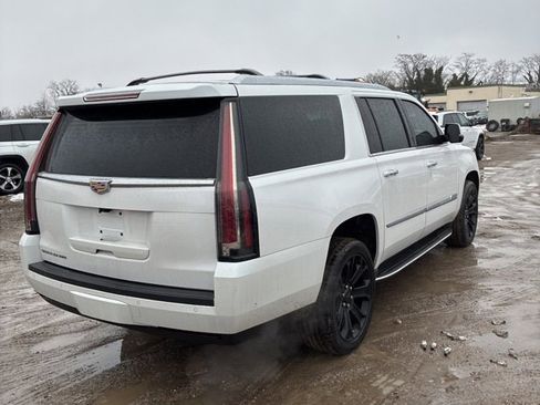 Used 2020 Cadillac Escalade ESV Luxury image 5