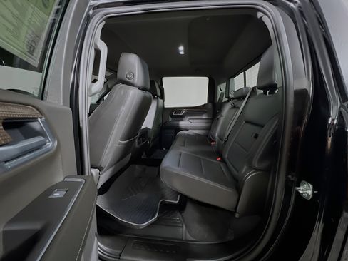 Used 2025 Chevrolet Silverado 1500 LT Trail Boss w/ Convenience Package II image 28