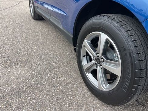 Certified 2024 Ford Edge SEL w/ Convenience Package image 28