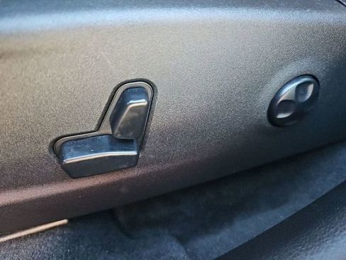 Used 2015 Dodge Charger R/T Scat Pack w/ Beats Audio Group image 17