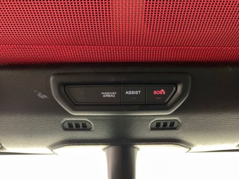 Used 2023 Jeep Wrangler Unlimited Rubicon AWD/4WD image 20