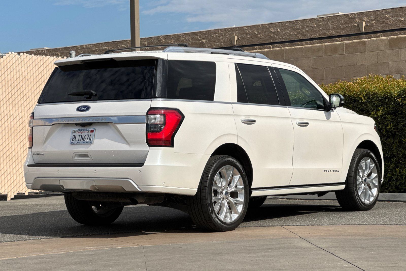 Used 2019 Ford Expedition Platinum RWD image 4