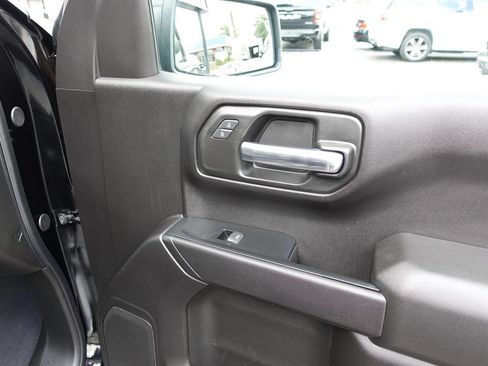 Used 2024 Chevrolet Silverado 1500 Custom AWD/4WD image 31