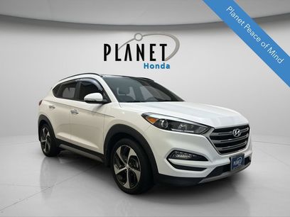 Used 2017 Hyundai Tucson Limited w/ Limited Ultimate Package 03