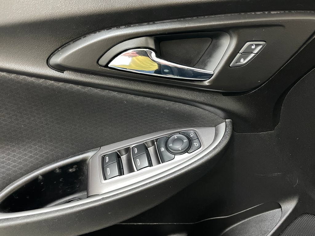 Used 2019 Chevrolet Malibu LS FWD image 19