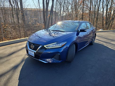 Used 2022 Nissan Maxima SV w/ Floor Mat Group image 4