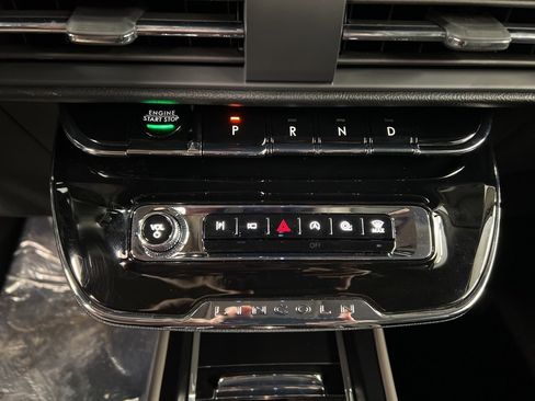 New 2026 Lincoln Corsair Premiere image 14