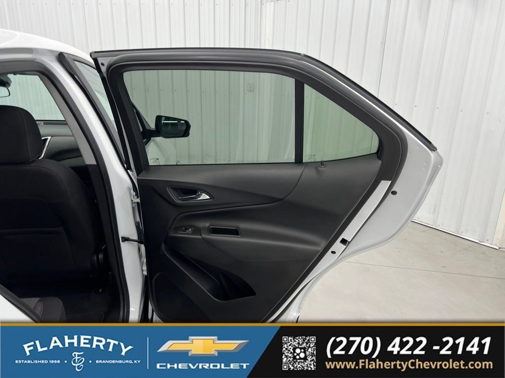 Used 2024 Chevrolet Equinox LT FWD image 12