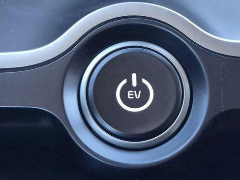 New 2025 Kia EV6 Wind image 27