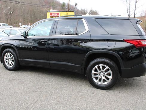 Used 2018 Chevrolet Traverse LT AWD/4WD image 11