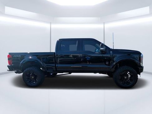 Used 2024 Ford F250 Lariat w/ Lariat Ultimate Package AWD/4WD image 2