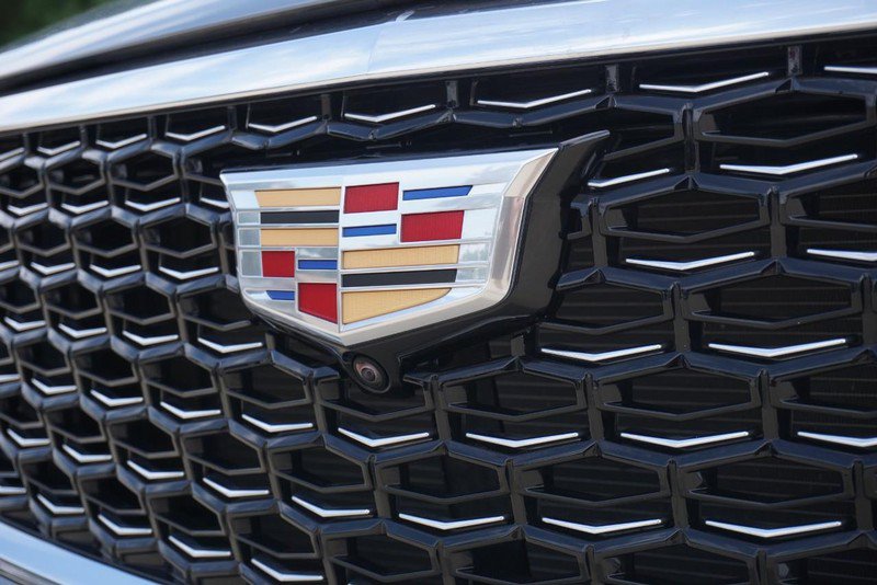 Used 2025 Cadillac XT4 Premium Luxury w/ Trailering Package AWD/4WD image 11