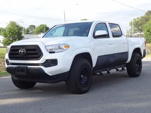 Used 2023 Toyota Tacoma SR AWD/4WD image 1