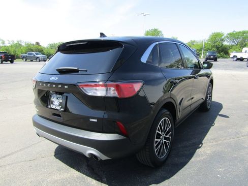 Used 2022 Ford Escape SE w/ Convenience Package FWD image 6