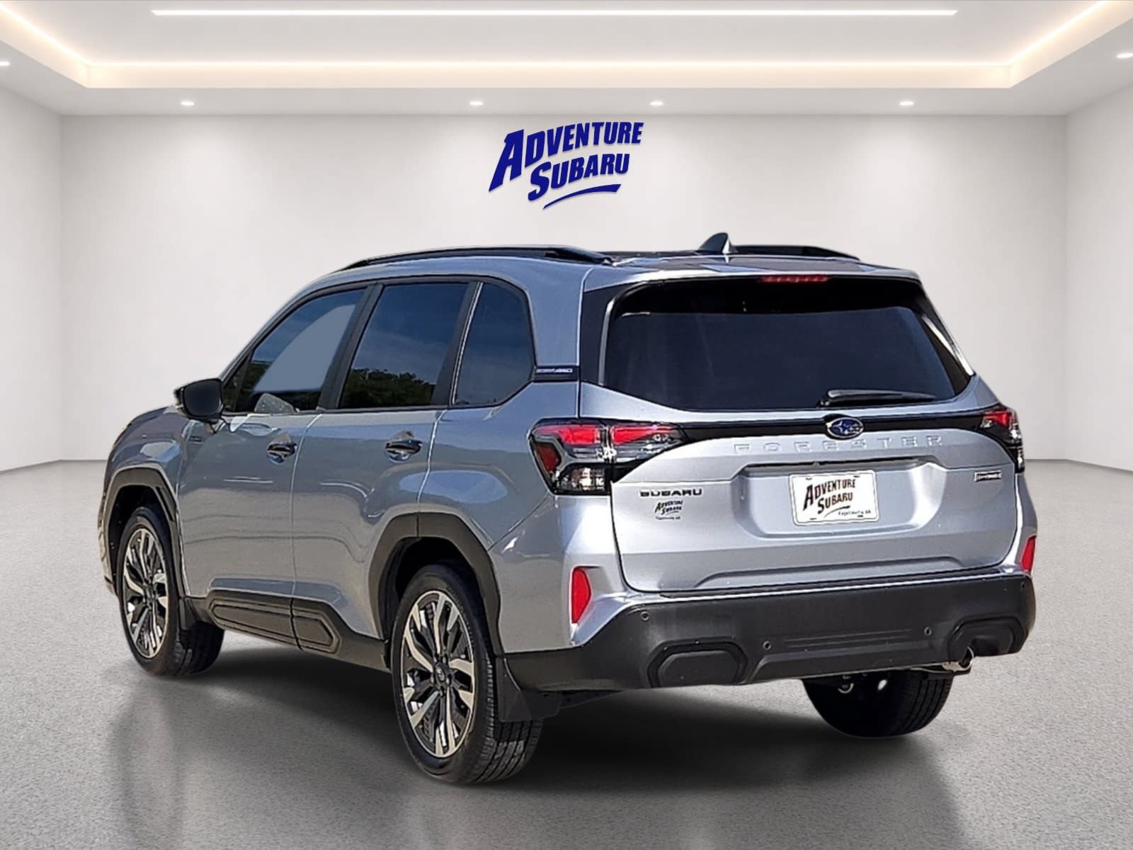 Used 2025 Subaru Forester Touring w/ Touring Package AWD/4WD image 5