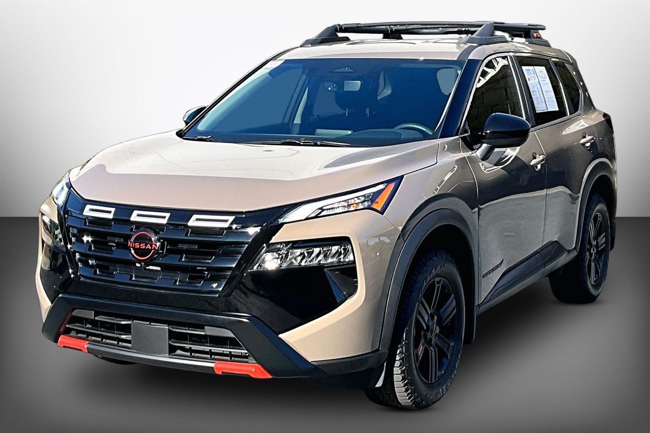 Used 2026 Nissan Rogue SV AWD/4WD image 4